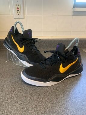 Nike Kobe 8 Protro Lakers Away Boys 4.5 Black Gold Basketball Sneakers EUC